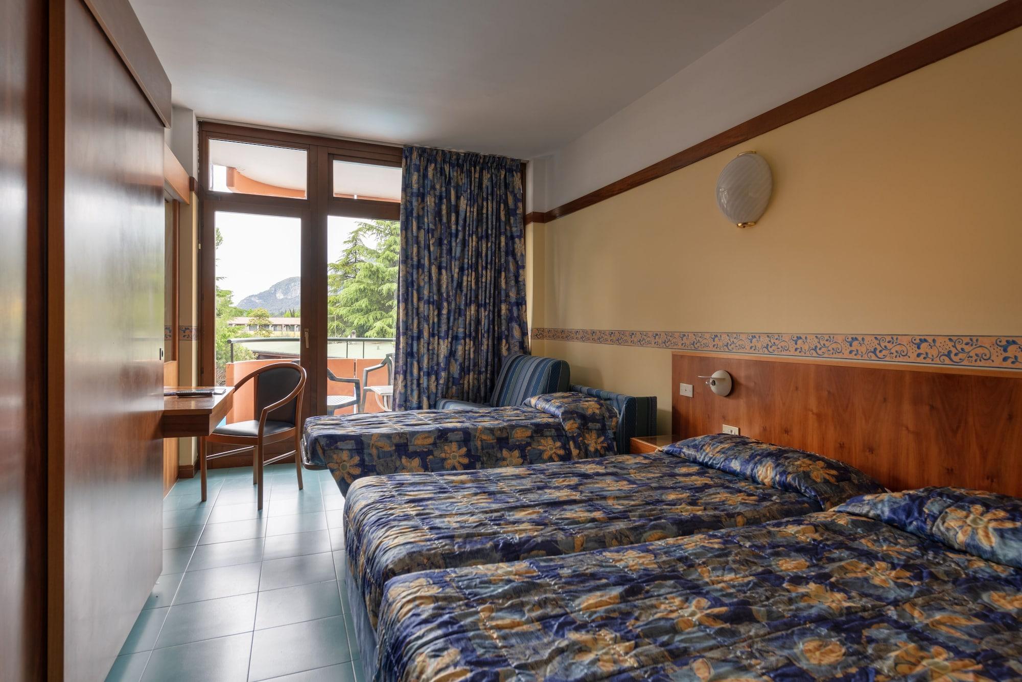Hotel Royal Garda  Ngoại thất bức ảnh