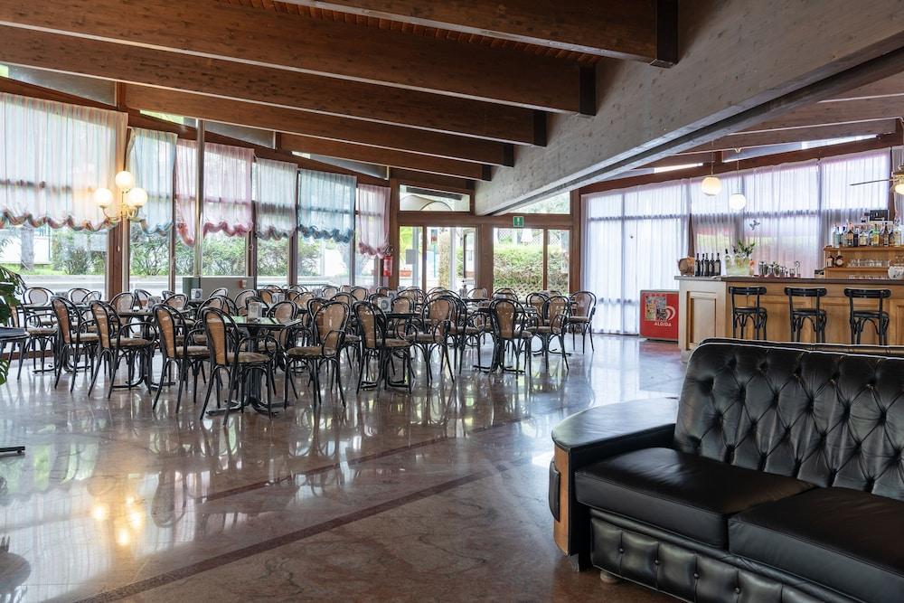 Hotel Royal Garda  Ngoại thất bức ảnh