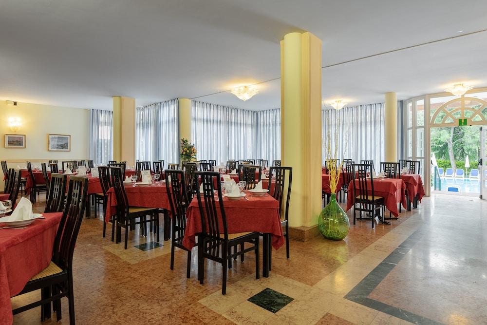 Hotel Royal Garda  Ngoại thất bức ảnh
