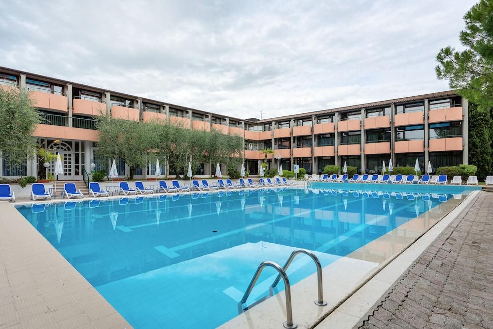 Hotel Royal Garda  Ngoại thất bức ảnh