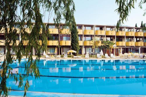 Hotel Royal Garda  Ngoại thất bức ảnh