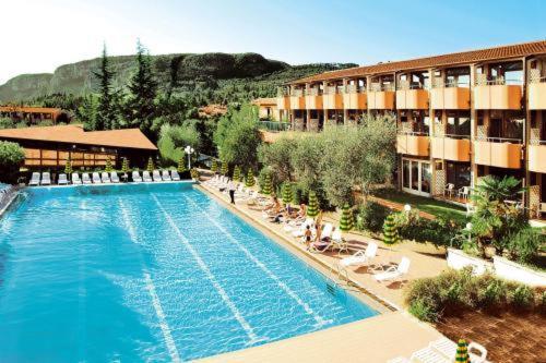 Hotel Royal Garda  Ngoại thất bức ảnh