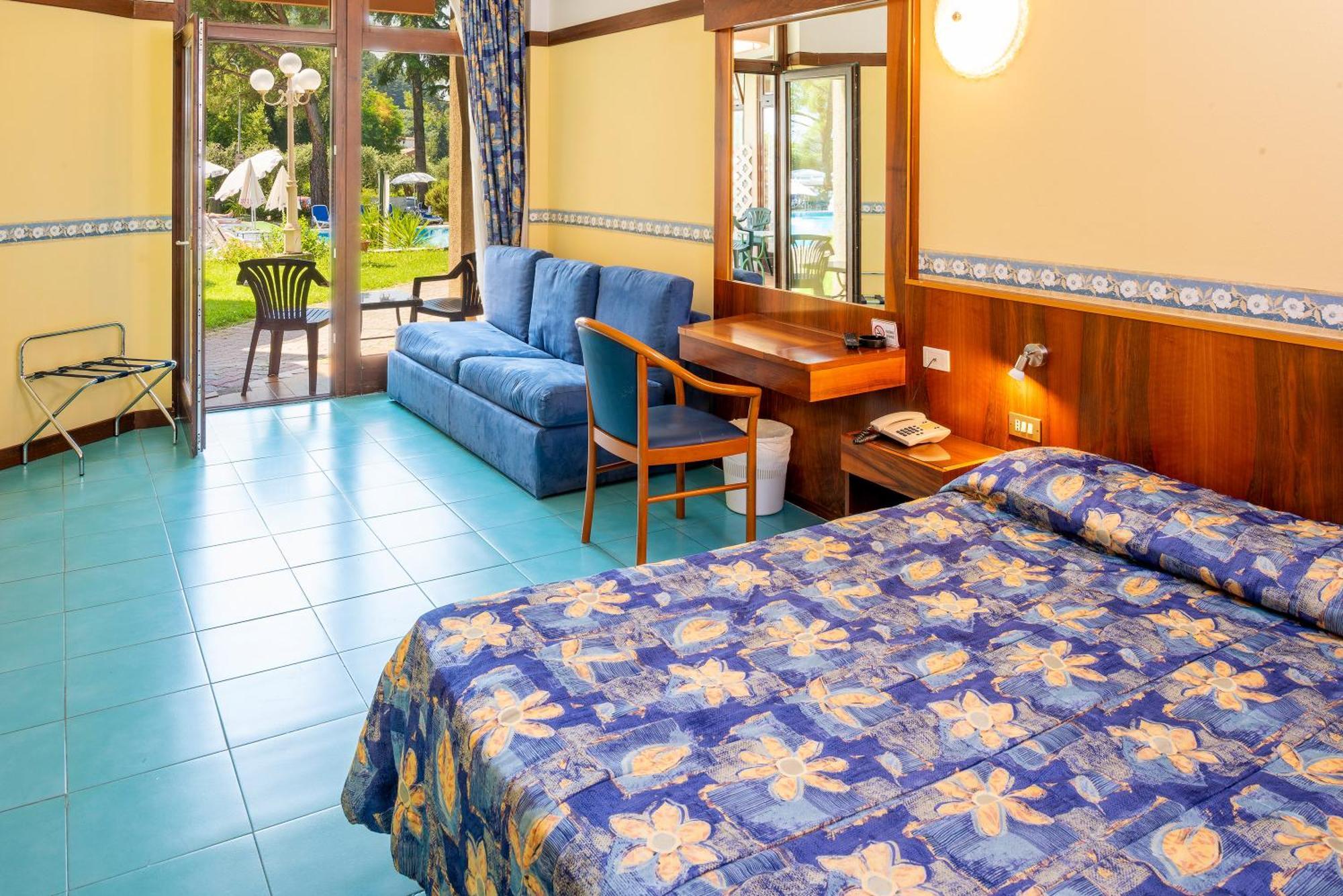 Hotel Royal Garda  Ngoại thất bức ảnh