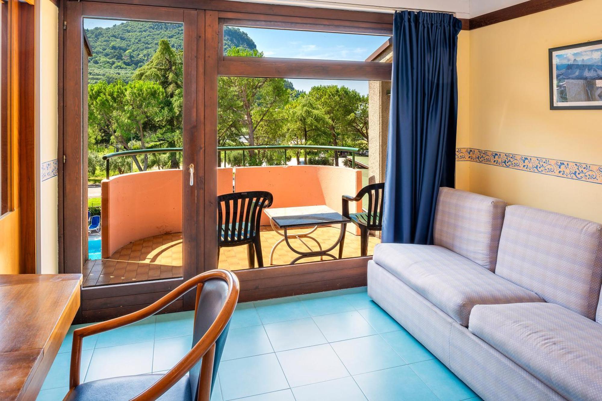 Hotel Royal Garda  Ngoại thất bức ảnh