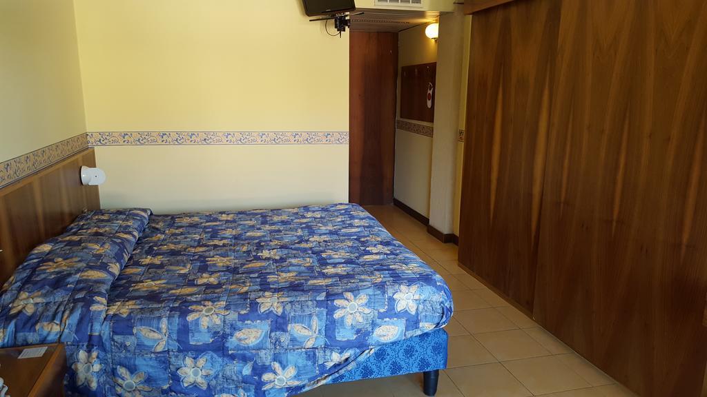 Hotel Royal Garda  Phòng bức ảnh
