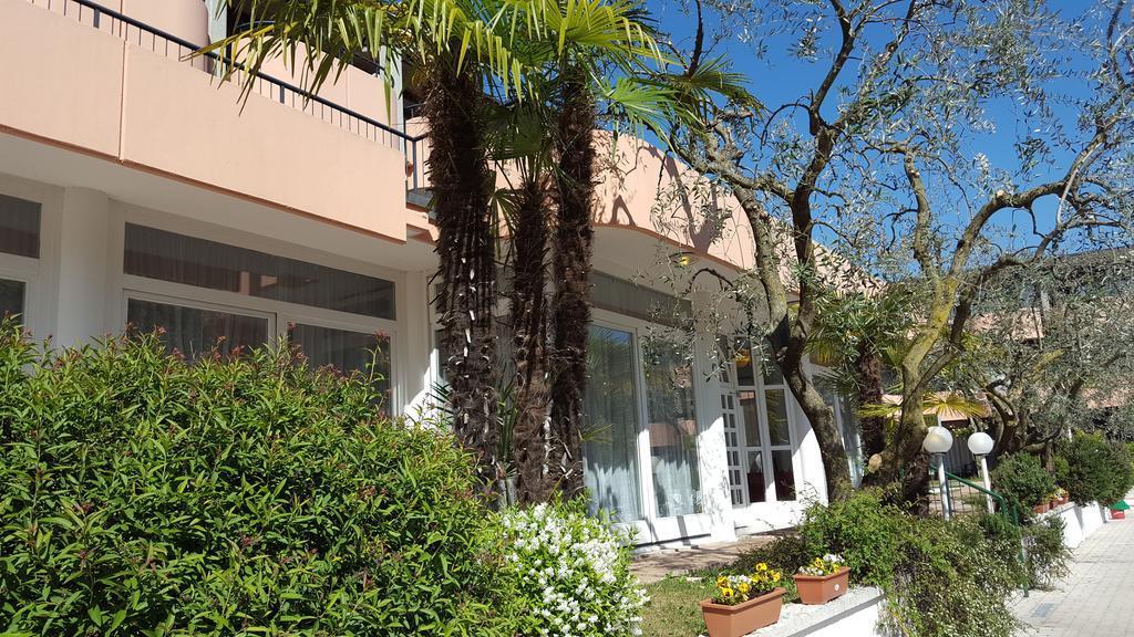Hotel Royal Garda  Ngoại thất bức ảnh