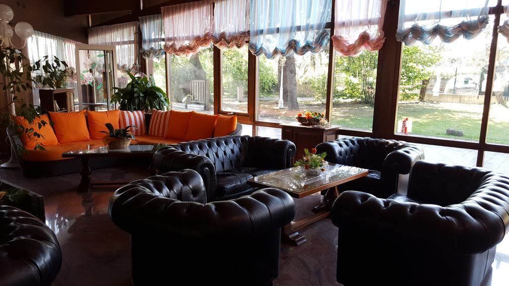 Hotel Royal Garda  Ngoại thất bức ảnh