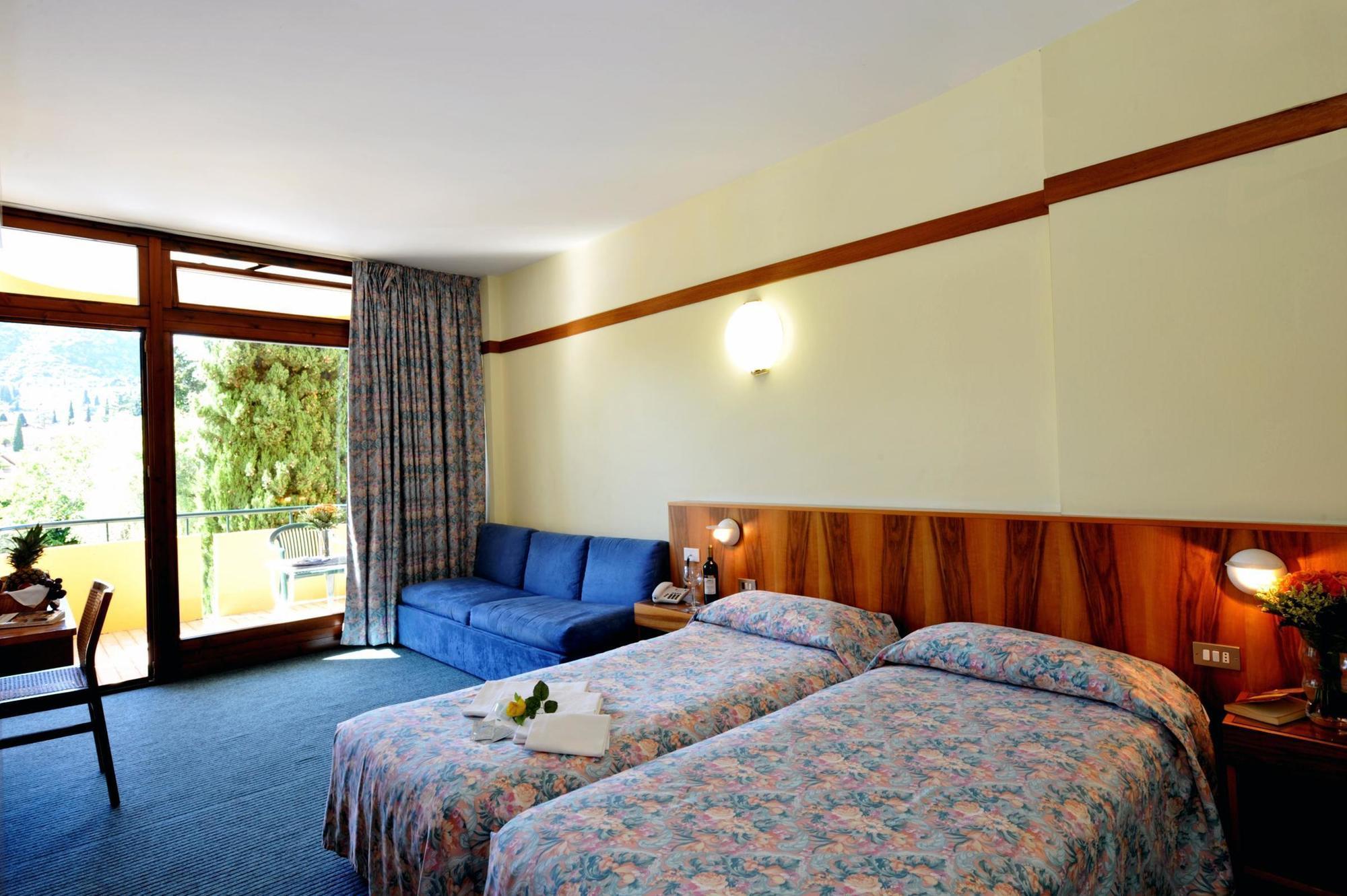 Hotel Royal Garda  Ngoại thất bức ảnh